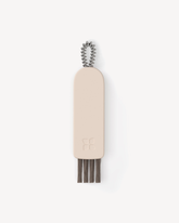 Choose your Goody: compact cleaning brush with sturdy bristles.