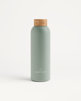 Botella de acero · Tapón de bambú